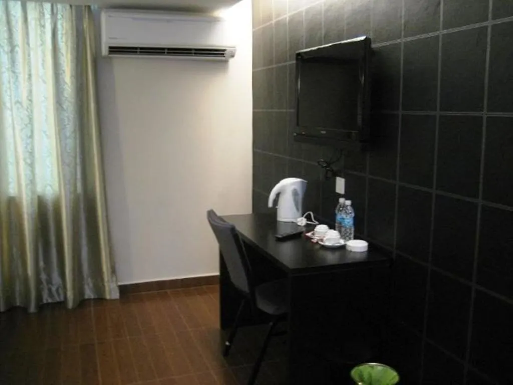 Kk Waterfront Hotel Kota Kinabalu